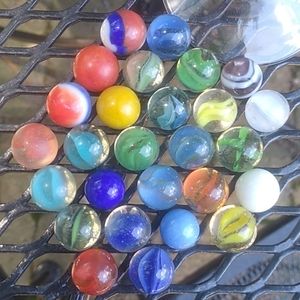 SOLD   27 Vintage Marbles